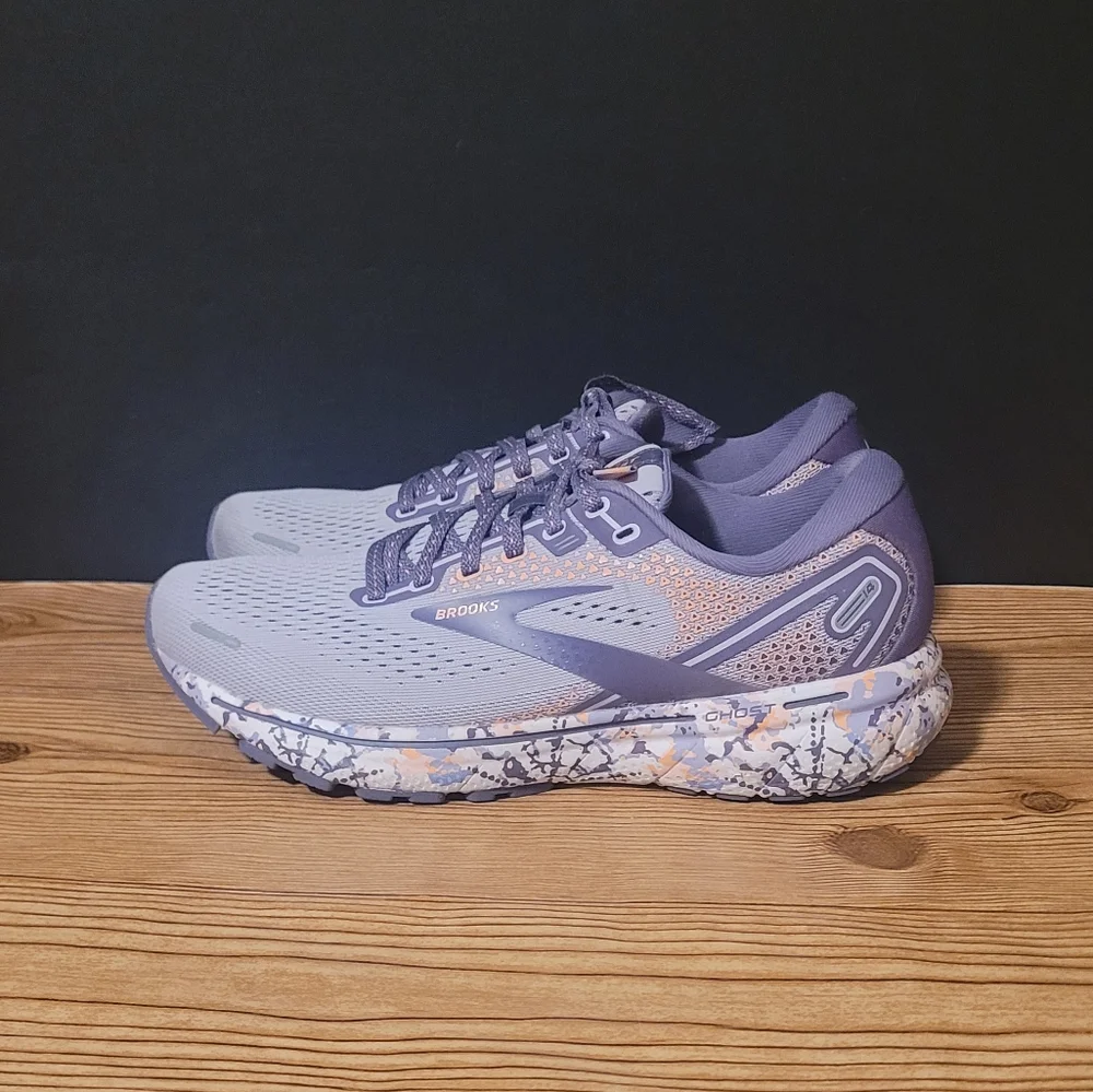 Brooks Ghost 14 athletic running shoes special edition womens size 7.5 s…